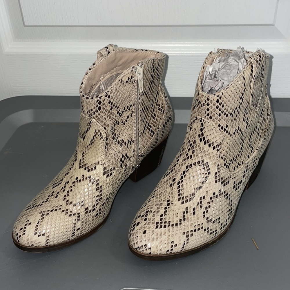 Booties - Picture 2 of 4